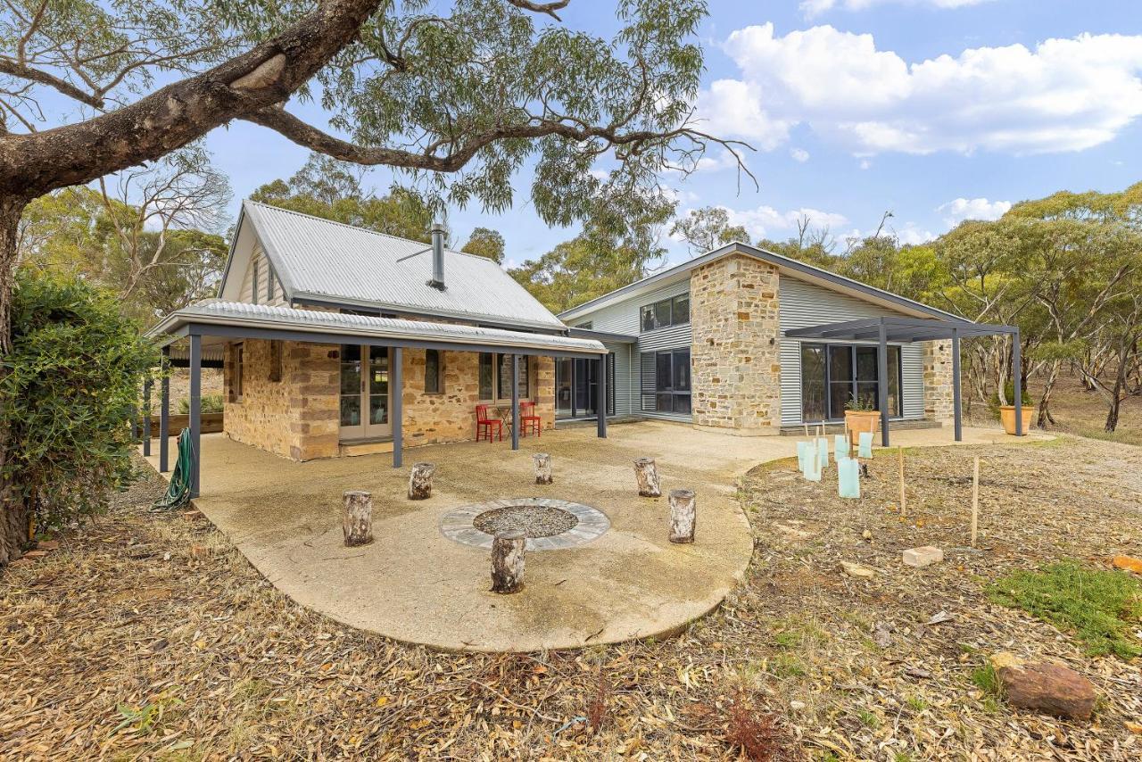 Villa Benny'S Retreat Luxury Bushland Escape à Clare Extérieur photo